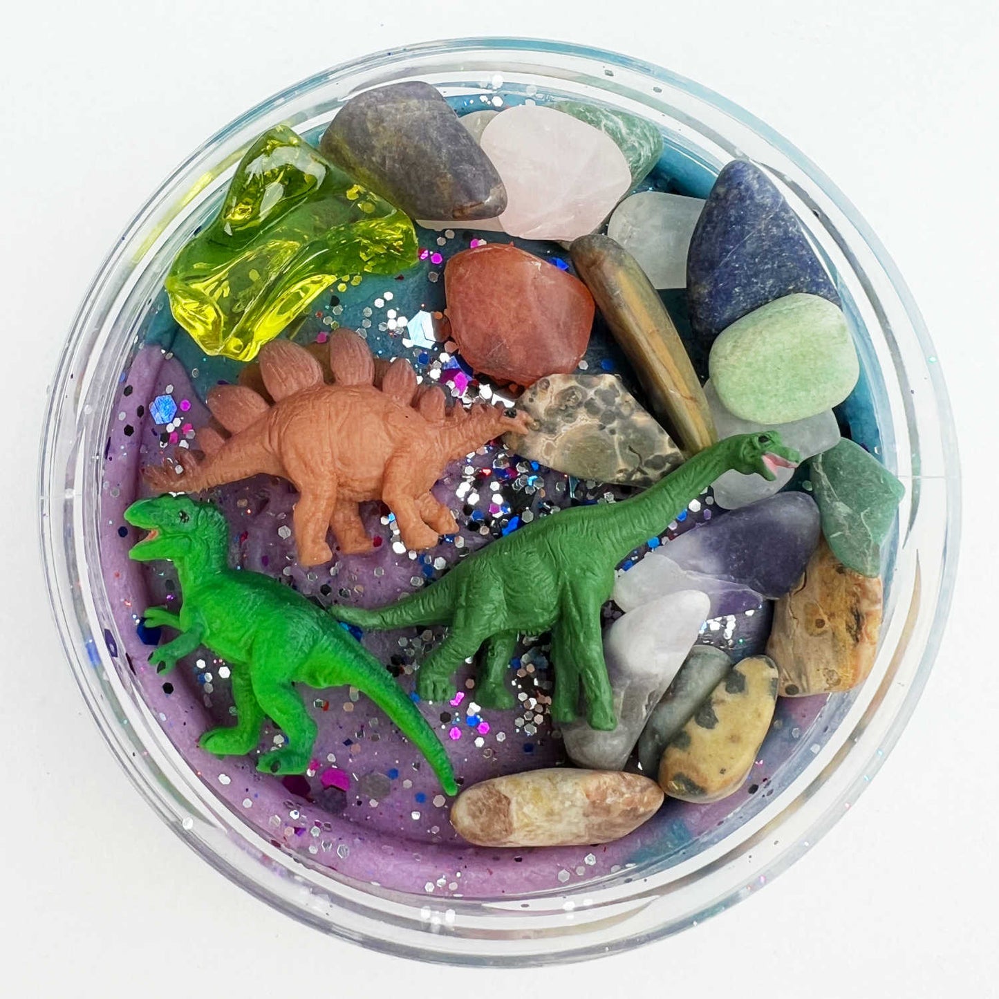 Dinosaur surprise pot playdough 'Invitation to imagine'